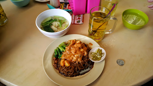 Arked Pokok Assam Satu Restoran