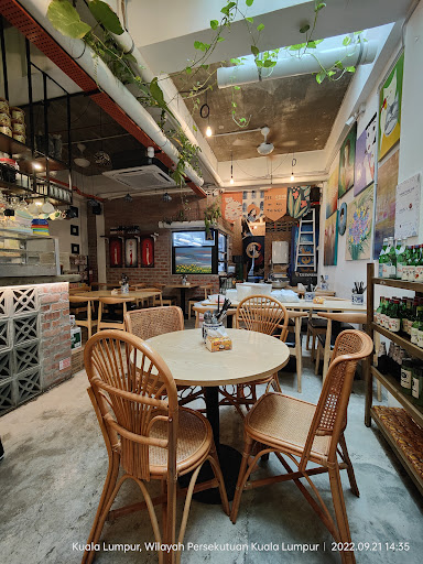 Kwong Cheung Loong Kopitiam Bar 广昌龙茶室吧 Kwong Cheung Loong Kopitiam Bar 广昌龙茶室吧
