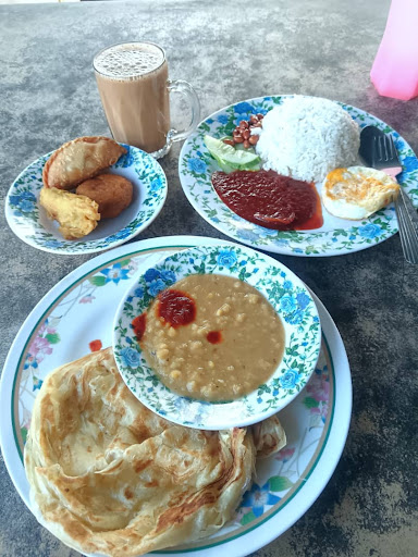 Warung Simpang Masuk Jalan Bukit Pala Warung Simpang Masuk Jalan Bukit Pala