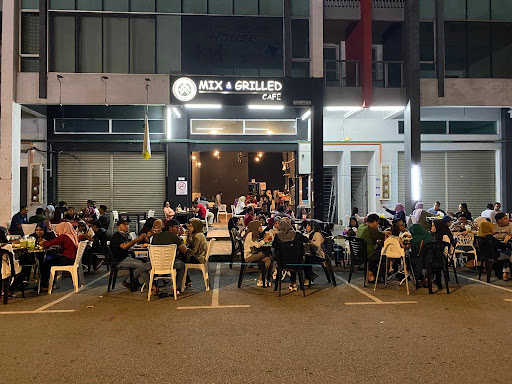 Mix & Grilled Cafe Mix & Grilled Cafe