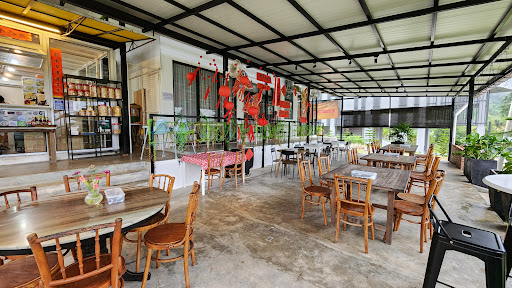 Leng's Cafe Leng's Cafe