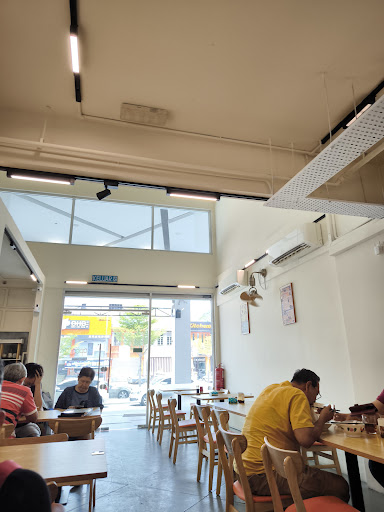 Uncle Loke Kopitiam 六叔茶室 Uncle Loke Kopitiam 六叔茶室