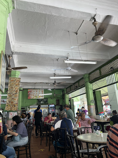 Kafeteria Dan Hotel Eng Loh