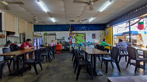 Tian Tian Kopitiam (Sarawak Kolo Mee) Tian Tian Kopitiam (Sarawak Kolo Mee)