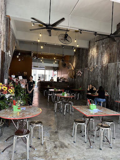 Baan Nok Kopitiam by RJ